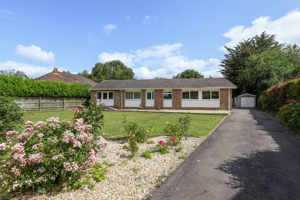 Property photo 1 of 18