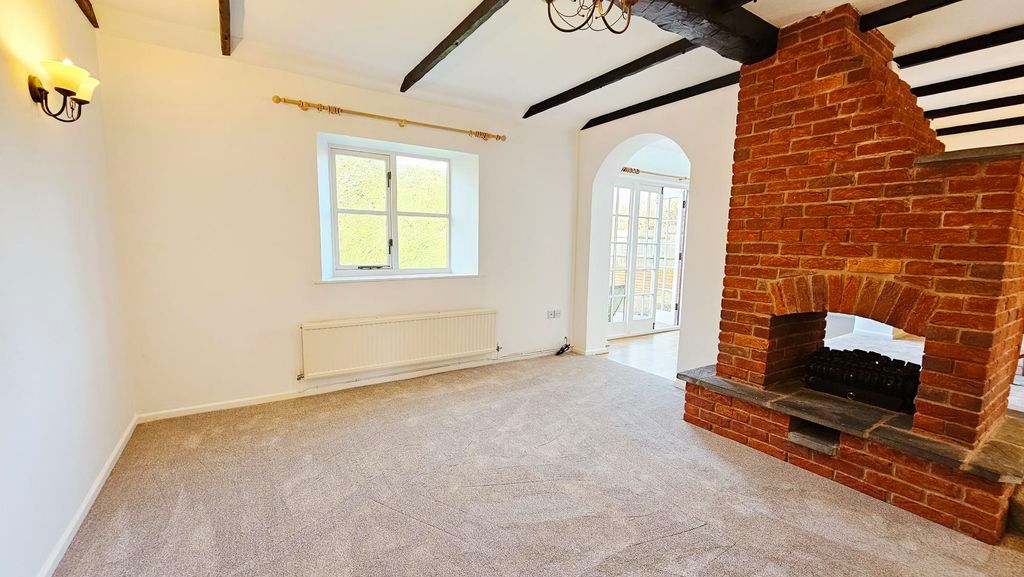 Property photo 3 of 27 Photo 8