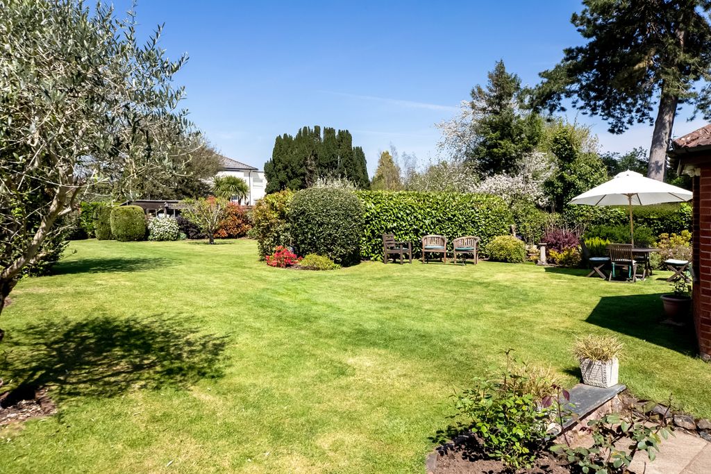 Property photo 3 of 47 Photo 48