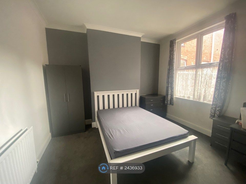 Property photo 3 of 4