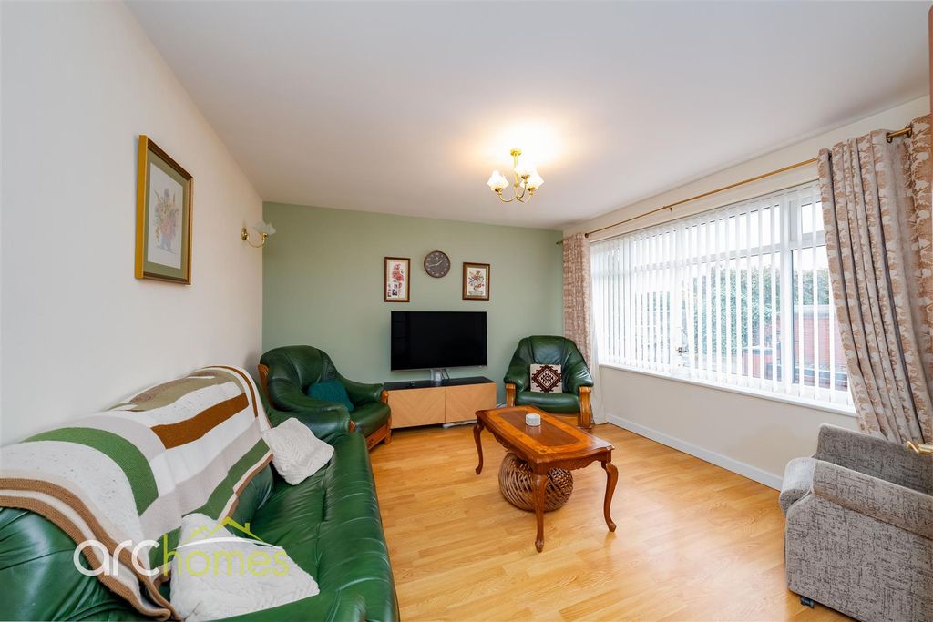 Property photo 2 of 22 Marshrow-3.Jpg