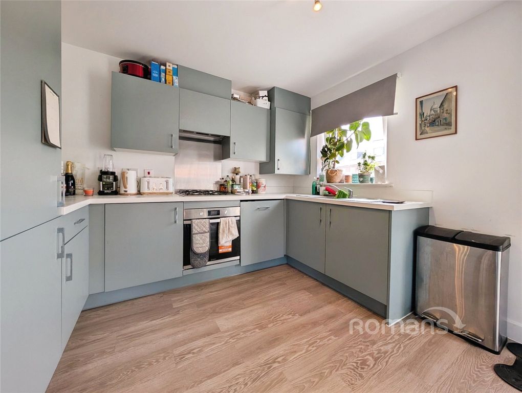 Property photo 3 of 11 Picture No. 10