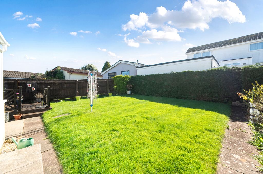 Property photo 1 of 21 1430871-2-69Baa72...