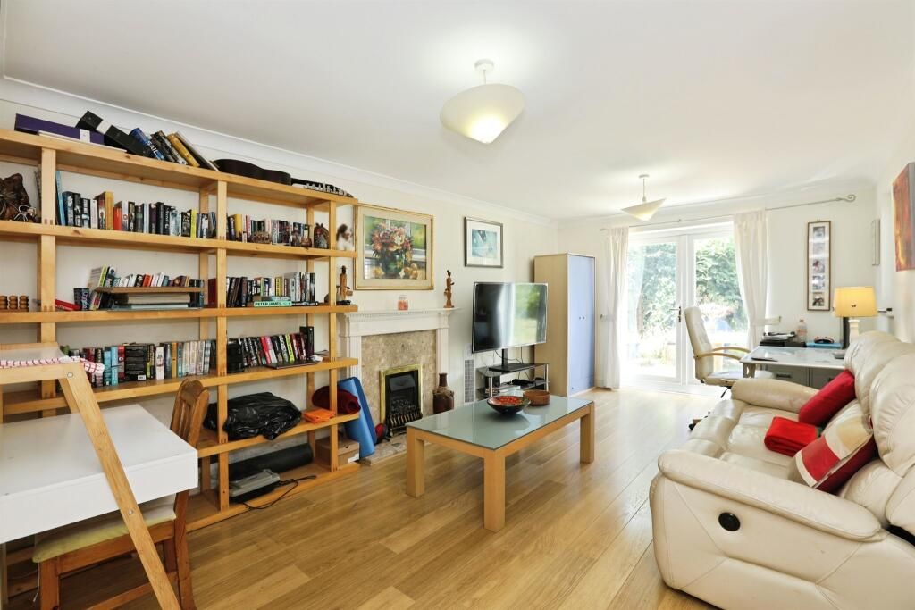 Property photo 3 of 15