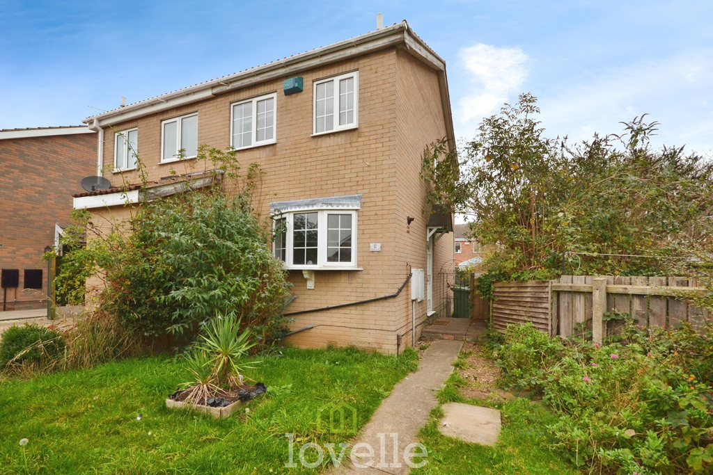 Property photo 1 of 11
