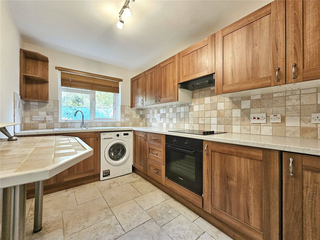 Property photo 2 of 10 Picture No. 19