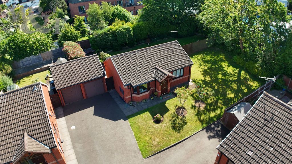 Property photo 2 of 32 Photo 31