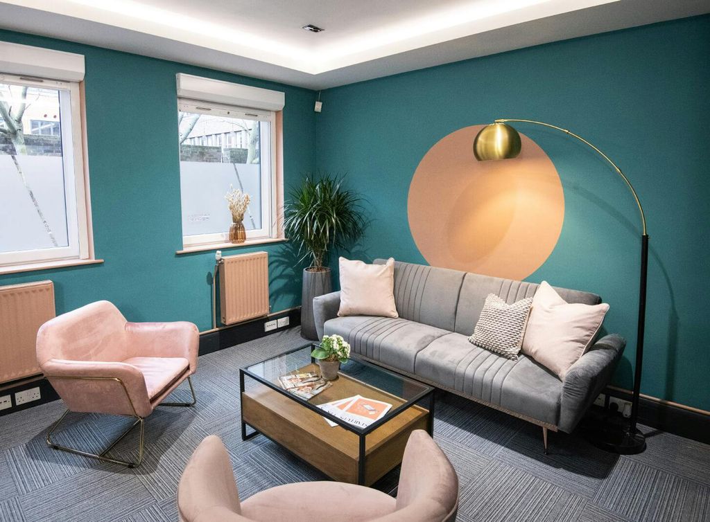 Property photo 1 of 4 Park Cross Street X 5.Jpg