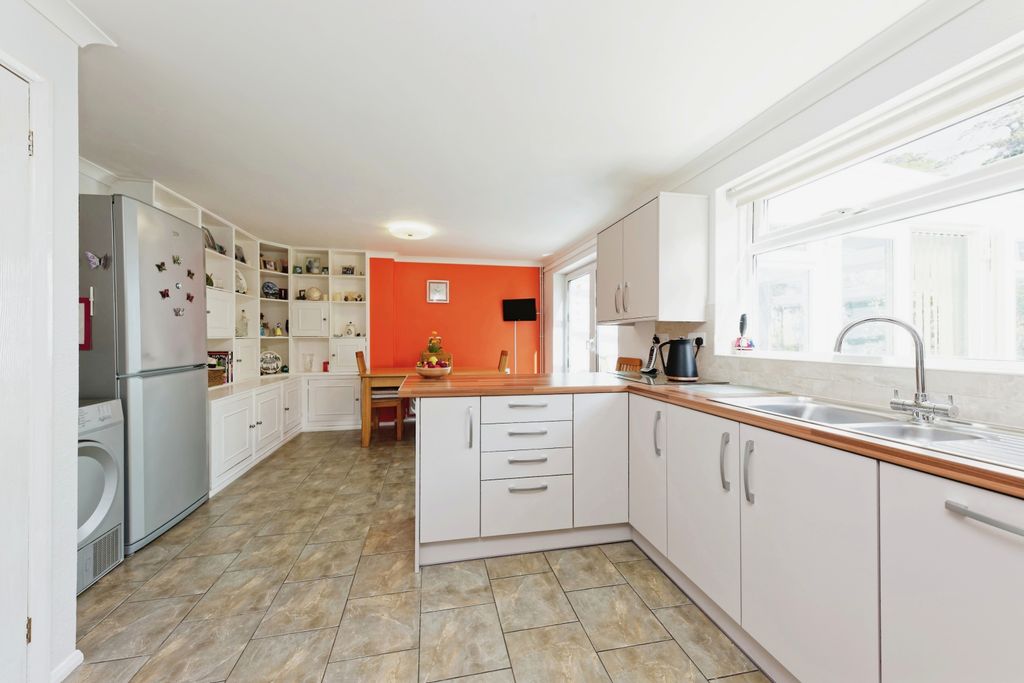 Property photo 1 of 15 Photography