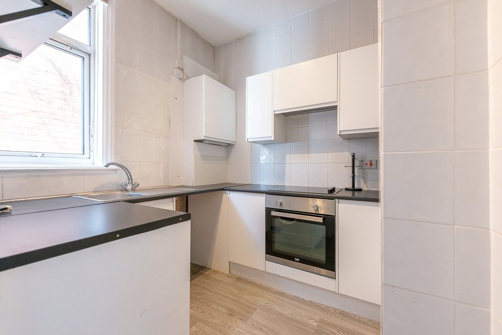 Property photo 2 of 5 Picture No. 06