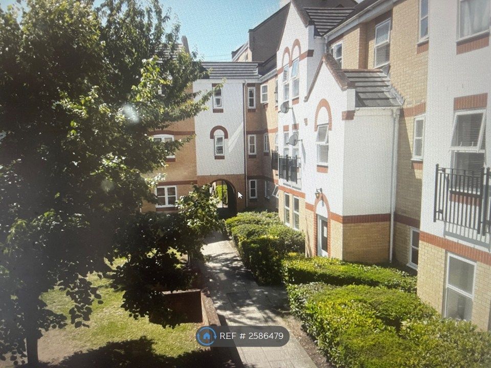 Property photo 1 of 3