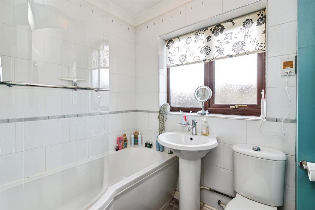 Additional image 11 of 1 bed maisonette for saleStaplehurst Close, Carlton Colville, Lowestoft NR33