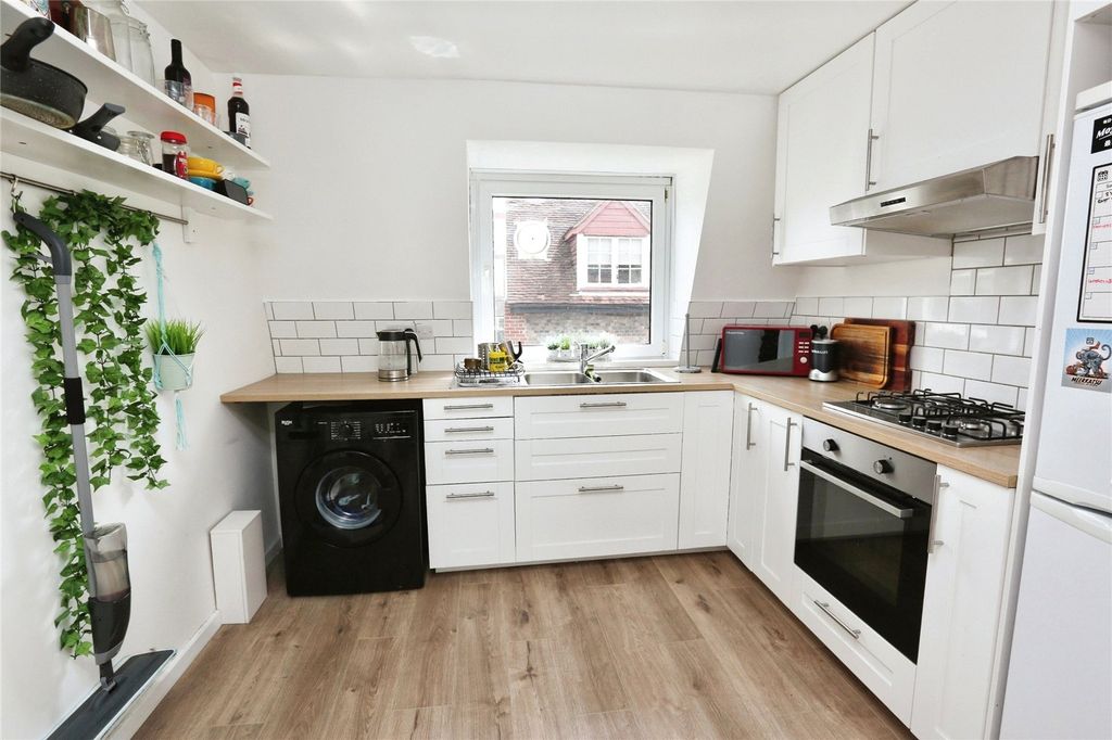 Property photo 2 of 16 Photography