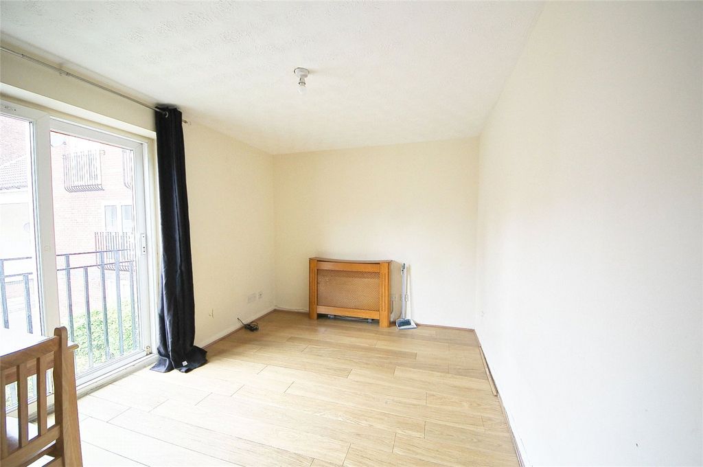 Property photo 3 of 10 Picture No. 19