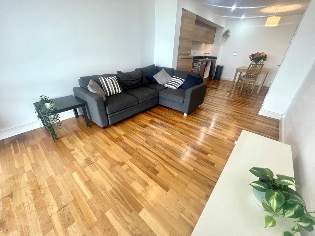 Property photo 2 of 11