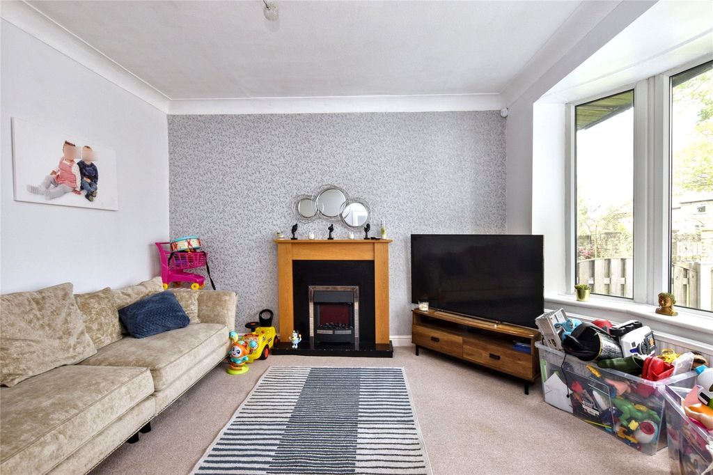 Property photo 3 of 18 Picture No. 17