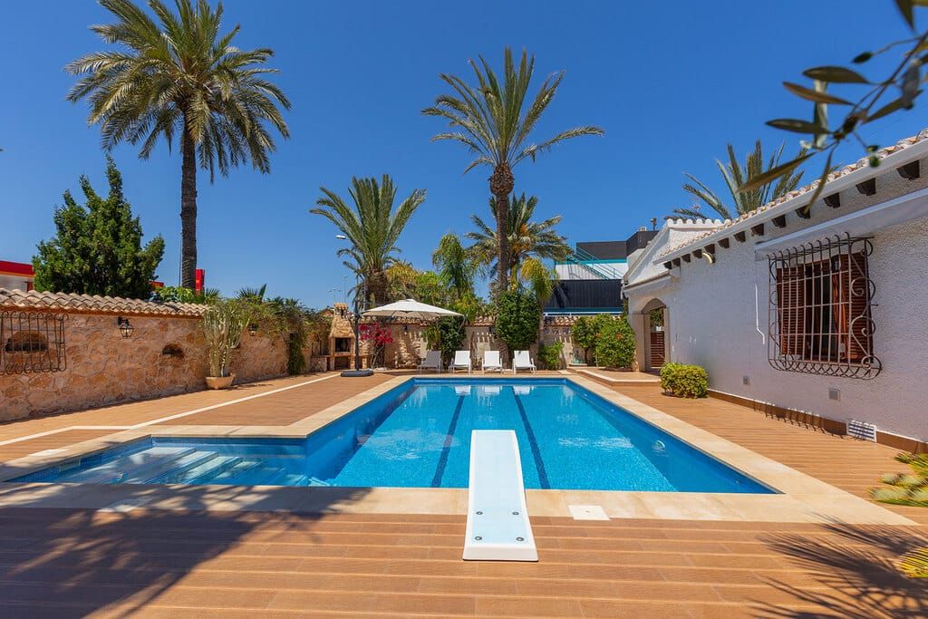 Property photo 3 of 26 Punta Prima Villa Espunv191 2