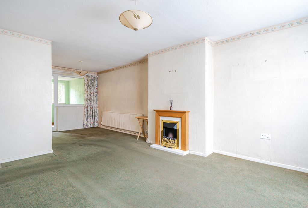 Property photo 3 of 21 1354602-3-68Cbe75...