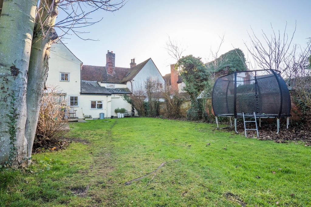 Property photo 2 of 16