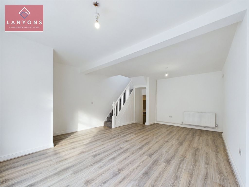 Property photo 3 of 13 Picture No. 06