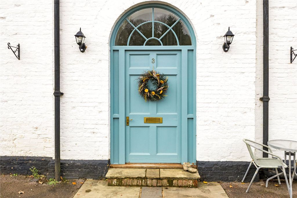 Property photo 3 of 18 Picture No. 06