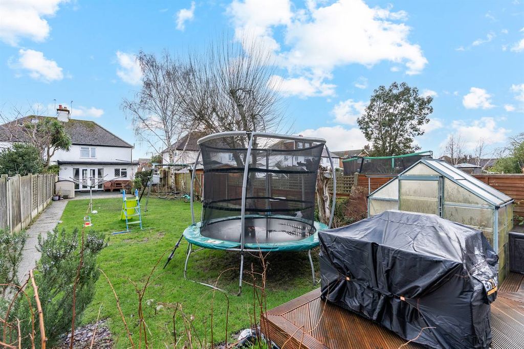 Property photo 3 of 19