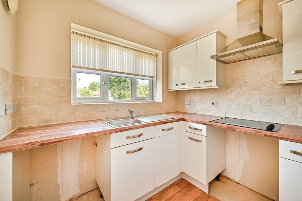 Property photo 3 of 13