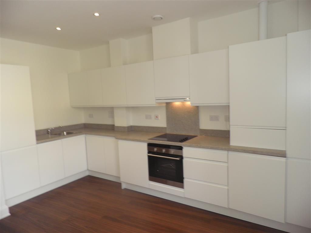 Property photo 2 of 12 Kitchen