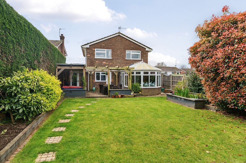 Property photo 1 of 18
