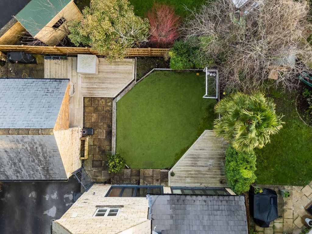 Property photo 2 of 20 00025.Jpg