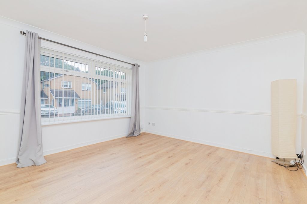 Property photo 2 of 15 Living Room