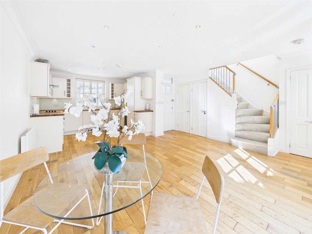 Property photo 2 of 13 Picture No. 03