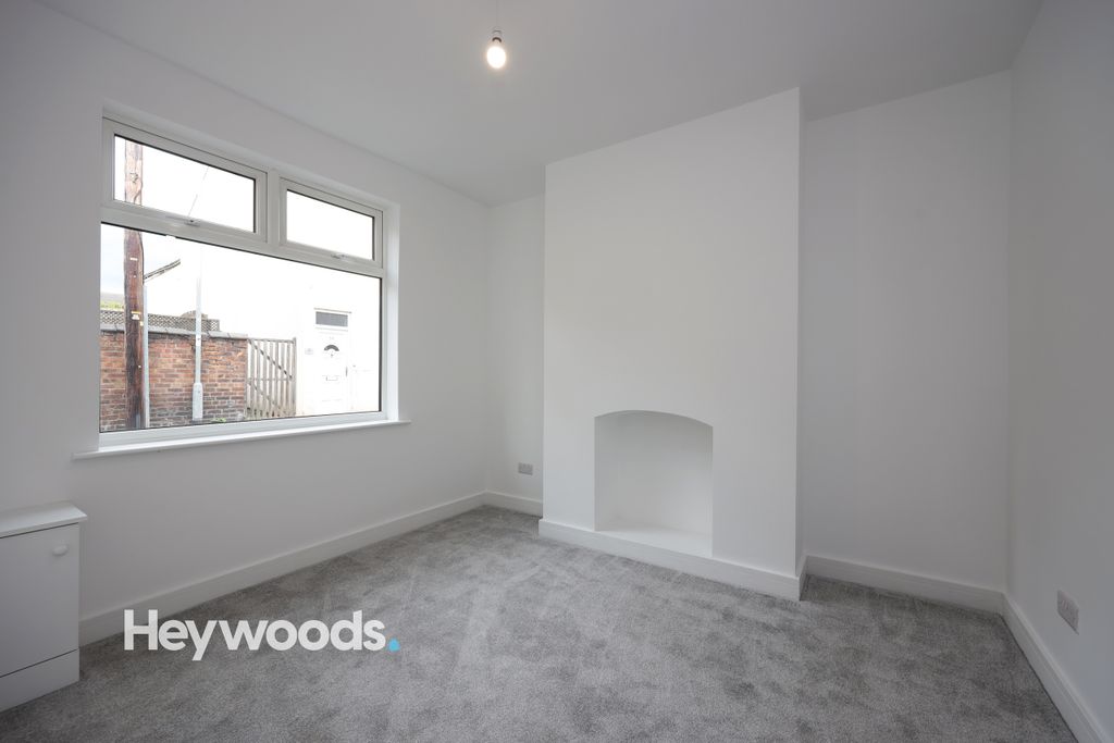 Property photo 3 of 28 0F1A9531