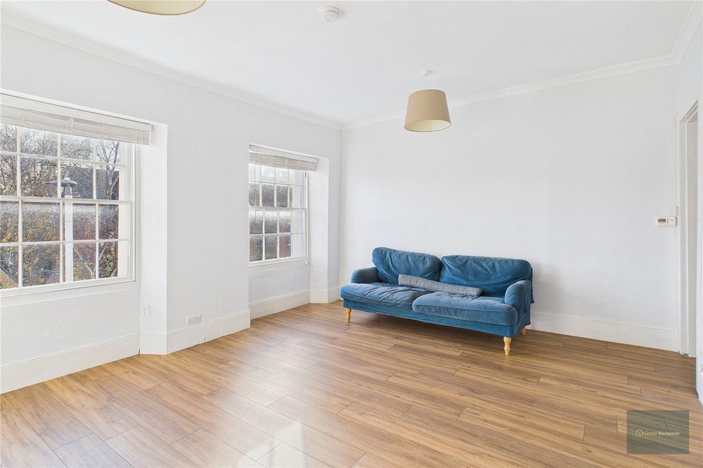 Property photo 3 of 10 Picture No. 15