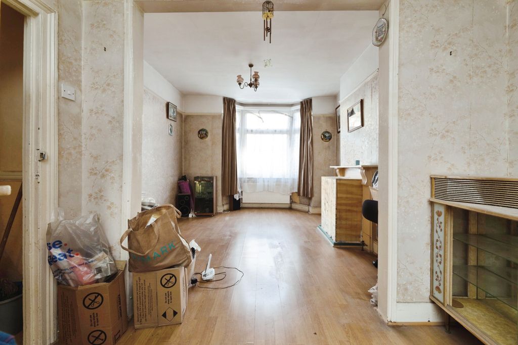 Property photo 2 of 19 Fs_260106_09