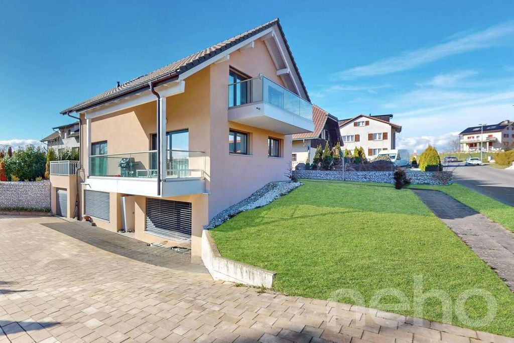 Property photo 3 of 13