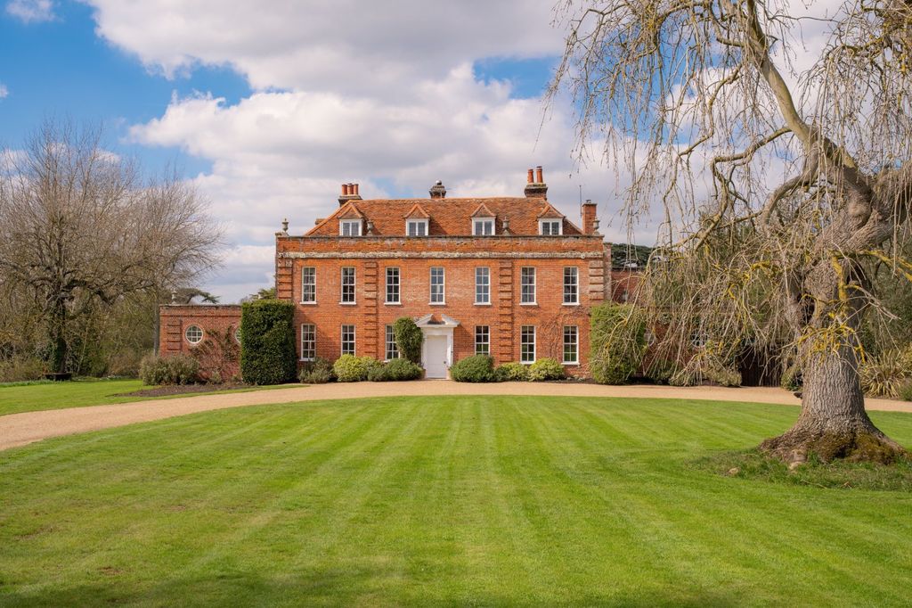 Property photo 2 of 21 East Donyland Hall