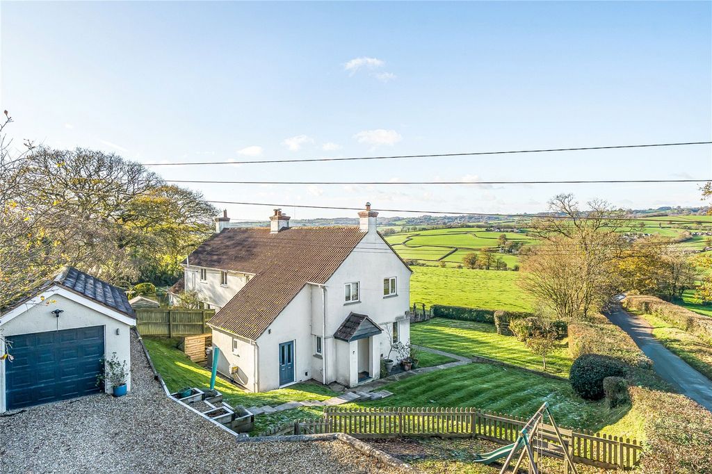 Property photo 1 of 30 Picture No. 32