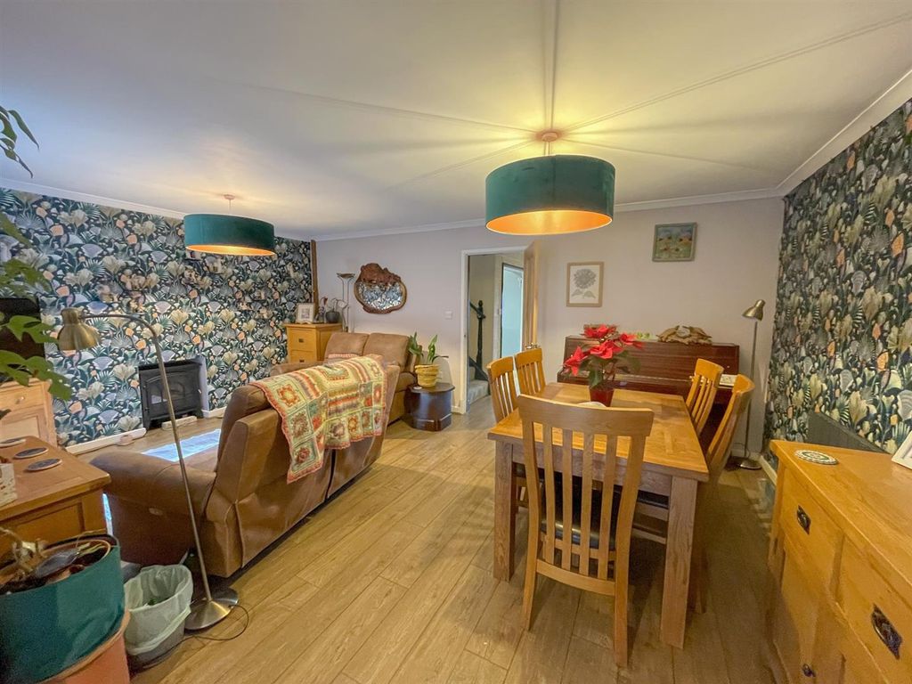 Property photo 2 of 27 Lounge Dining.Jpg