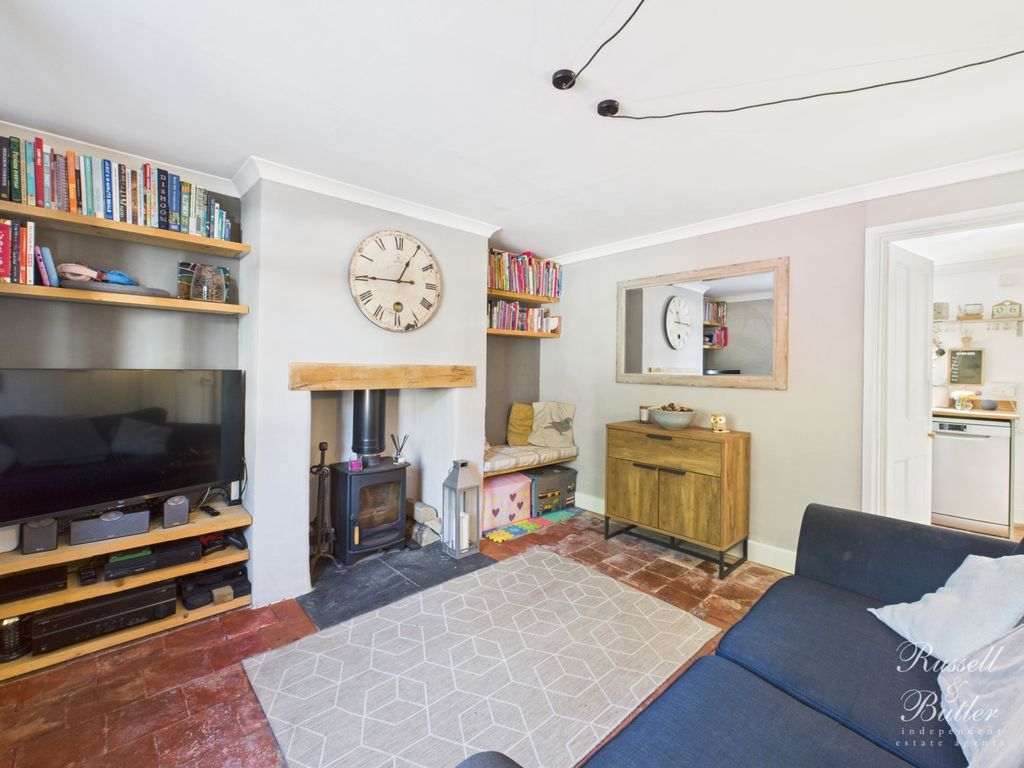 Property photo 2 of 19 Cam02127G0-Pr0344-Still002