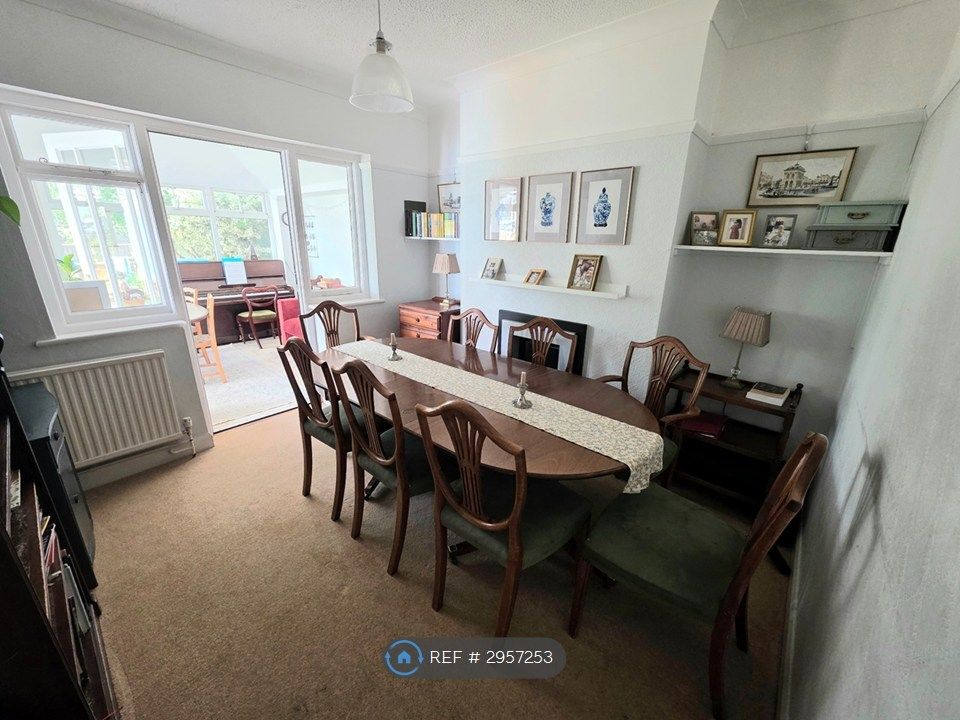 Property photo 2 of 13 Dining Room