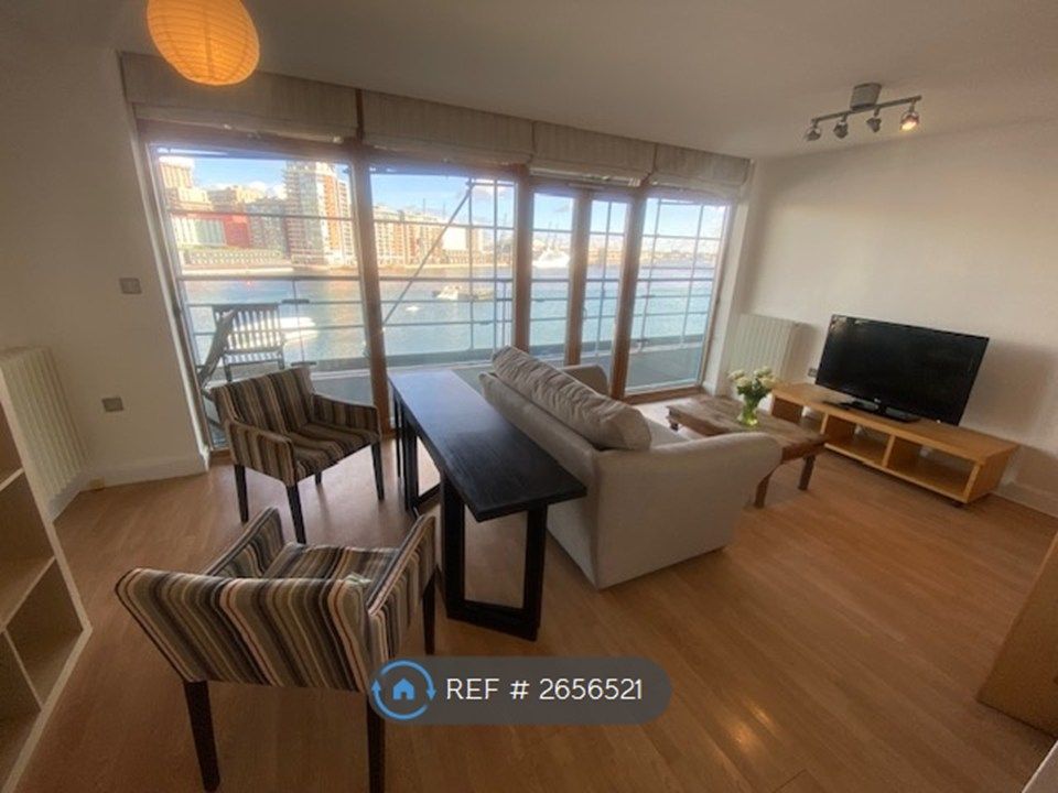 Property photo 3 of 11