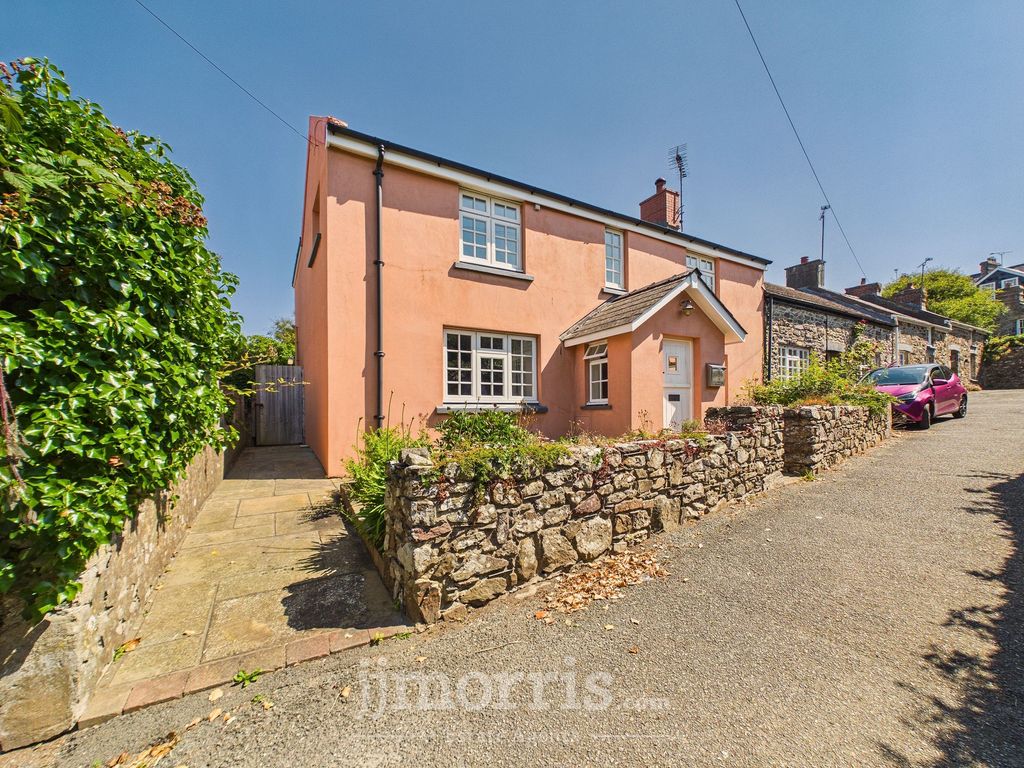 Property photo 1 of 36