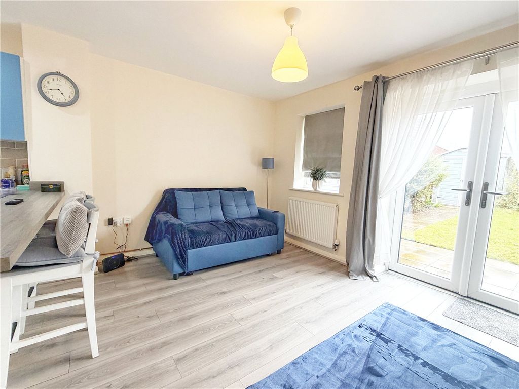 Property photo 3 of 15 Picture No. 04