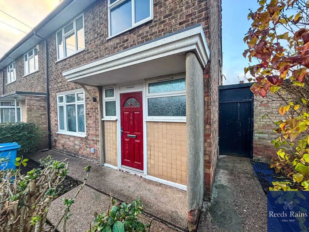 Property photo 3 of 28 Front Of House