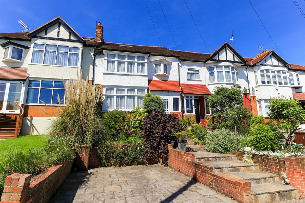 Property photo 3 of 18 3A2Hc9Ugvftvo5P6Jpis-Vcbiyi.Jpg