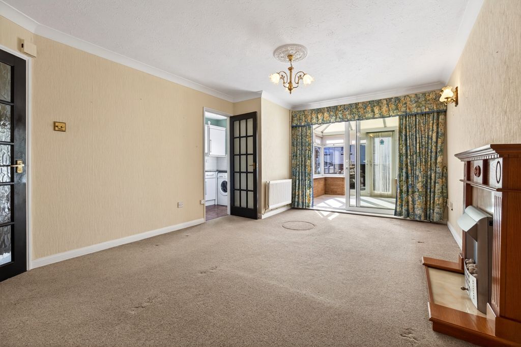 Property photo 3 of 9 Living Dining Room