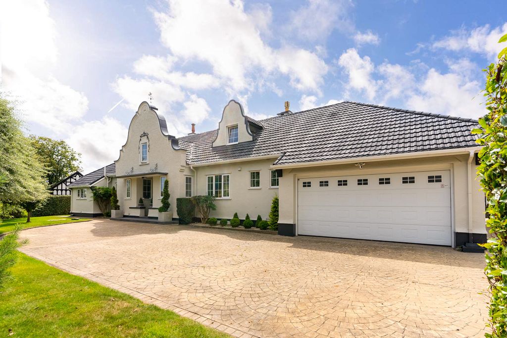 Property photo 1 of 51