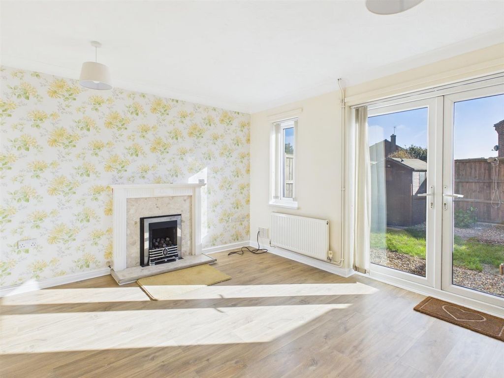 Property photo 3 of 10 Cam04116G0-Pr0315-Still004.Jpg