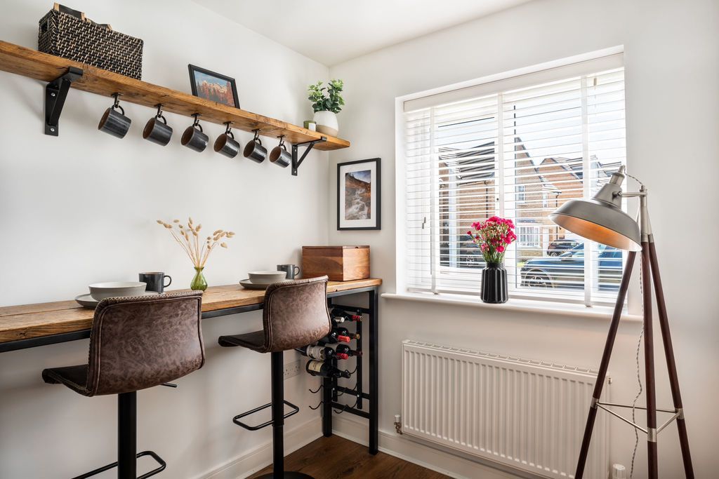 Property photo 3 of 21 Photo 11